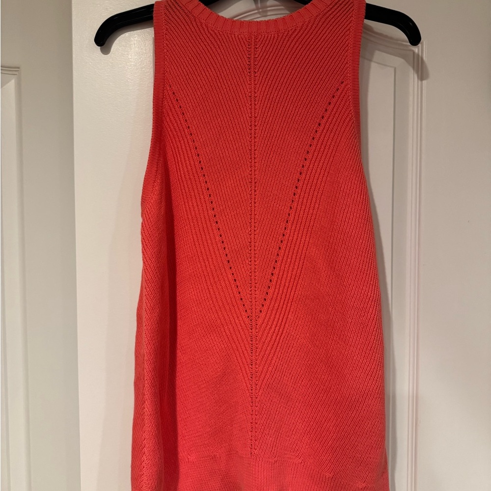 GAP Coral Knit V-Detail Sleeveless Tank